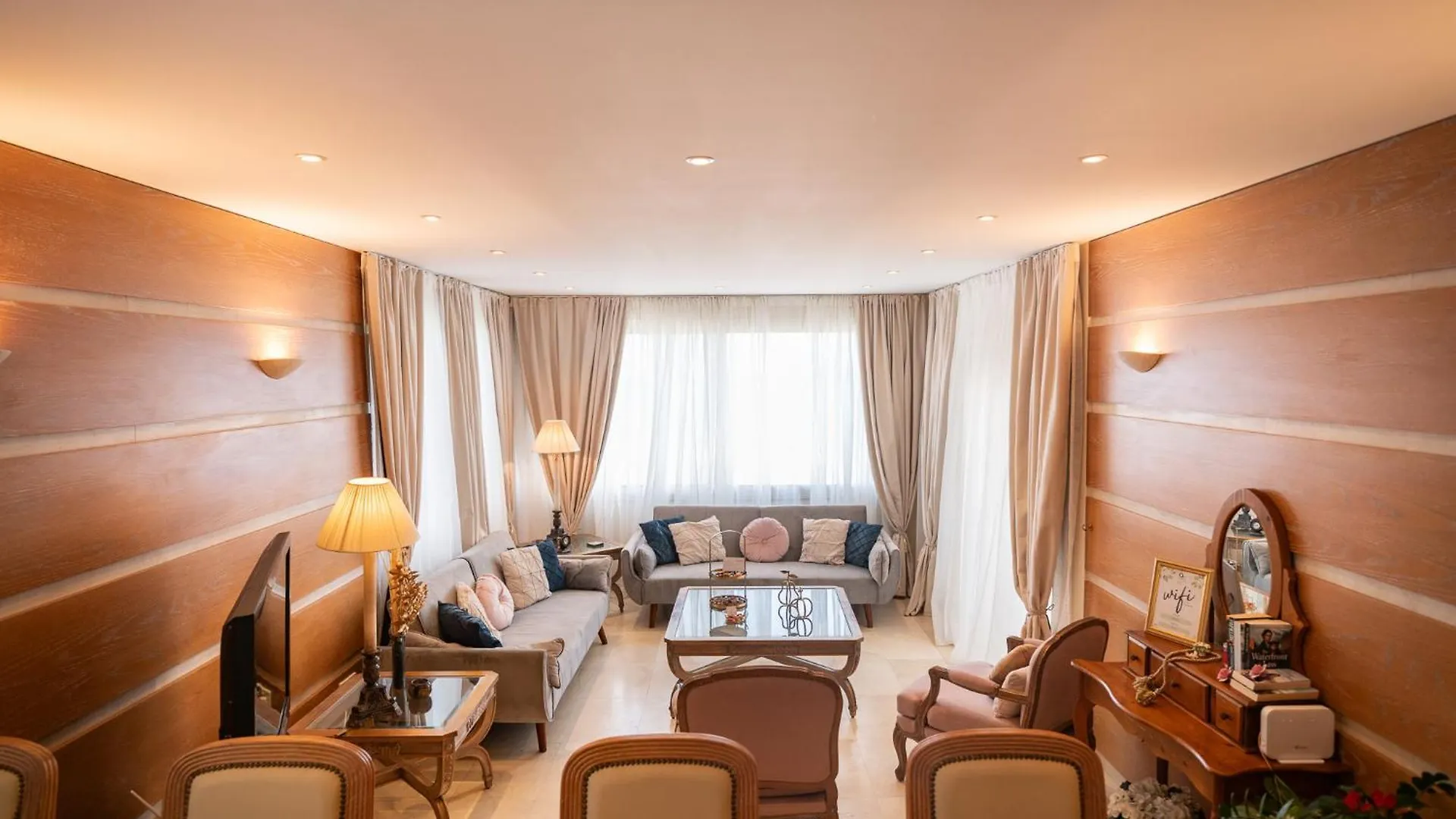 Apartmán Quattro Beachfront Sea View Ap 4 Larnaca